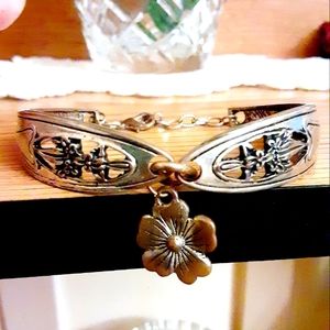 Women's Copper & Stainless Steel Bracelet w/Flower